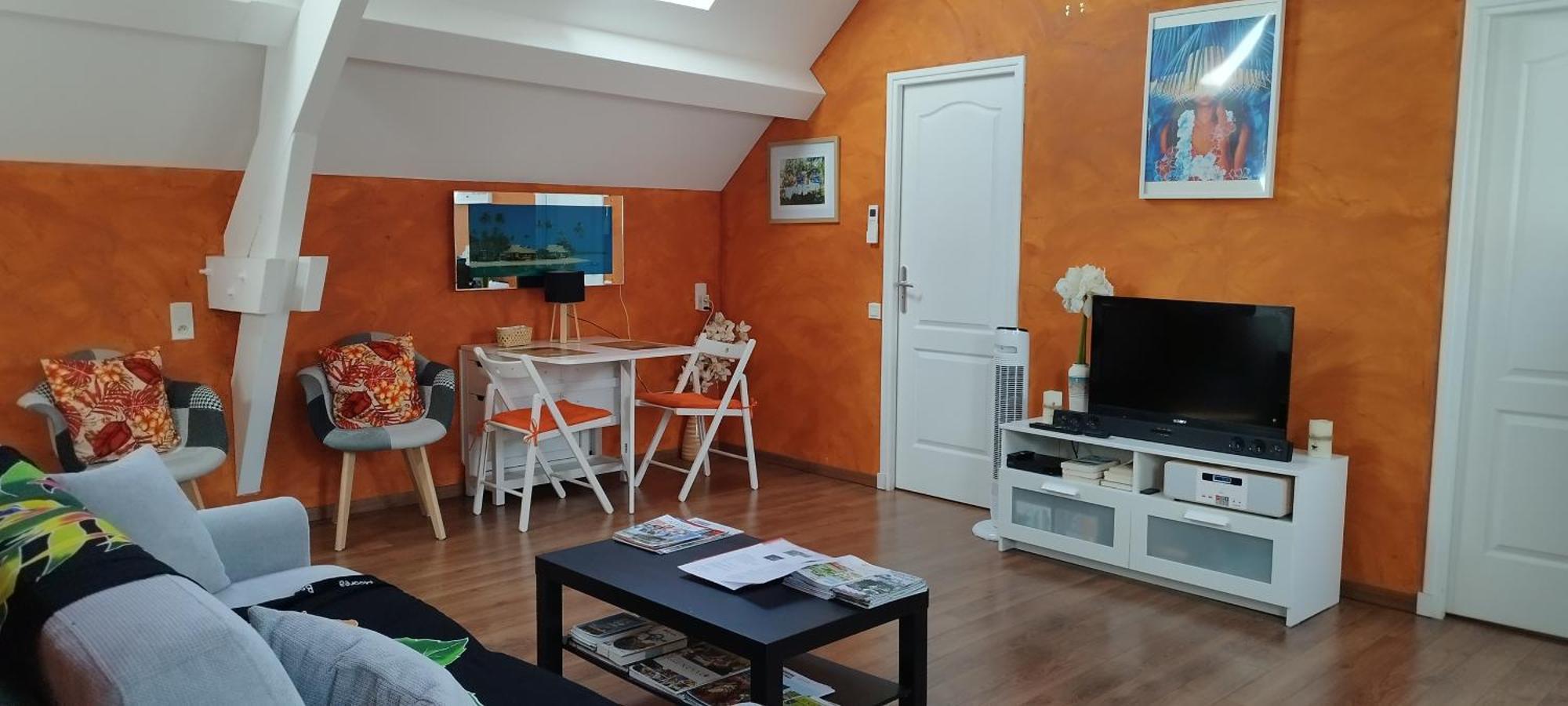 Apartamento Bienvenue au Faré Hibiscus Corrombles Exterior foto